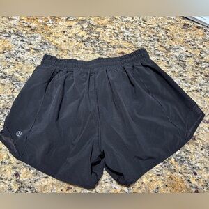 Lululemon Hotty Hot Shorts 4”